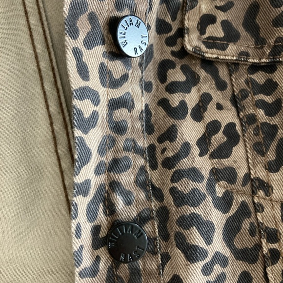 William Rast Jackets & Coats leopard Cheetah Print Cotton Denim M/L size - Picture 6 of 11